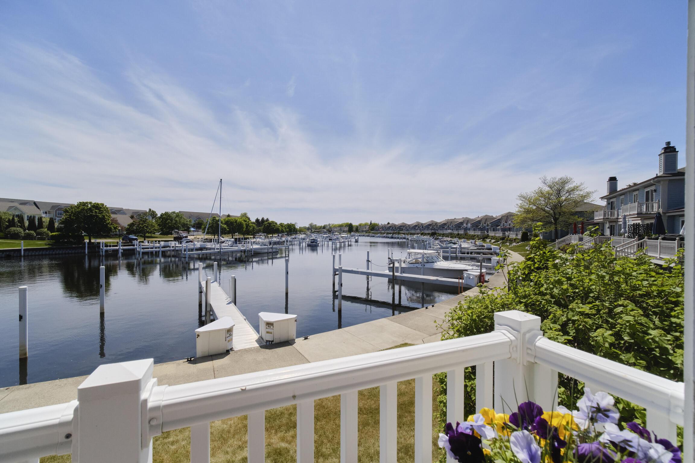 Image 3: 3 Brookharbor N