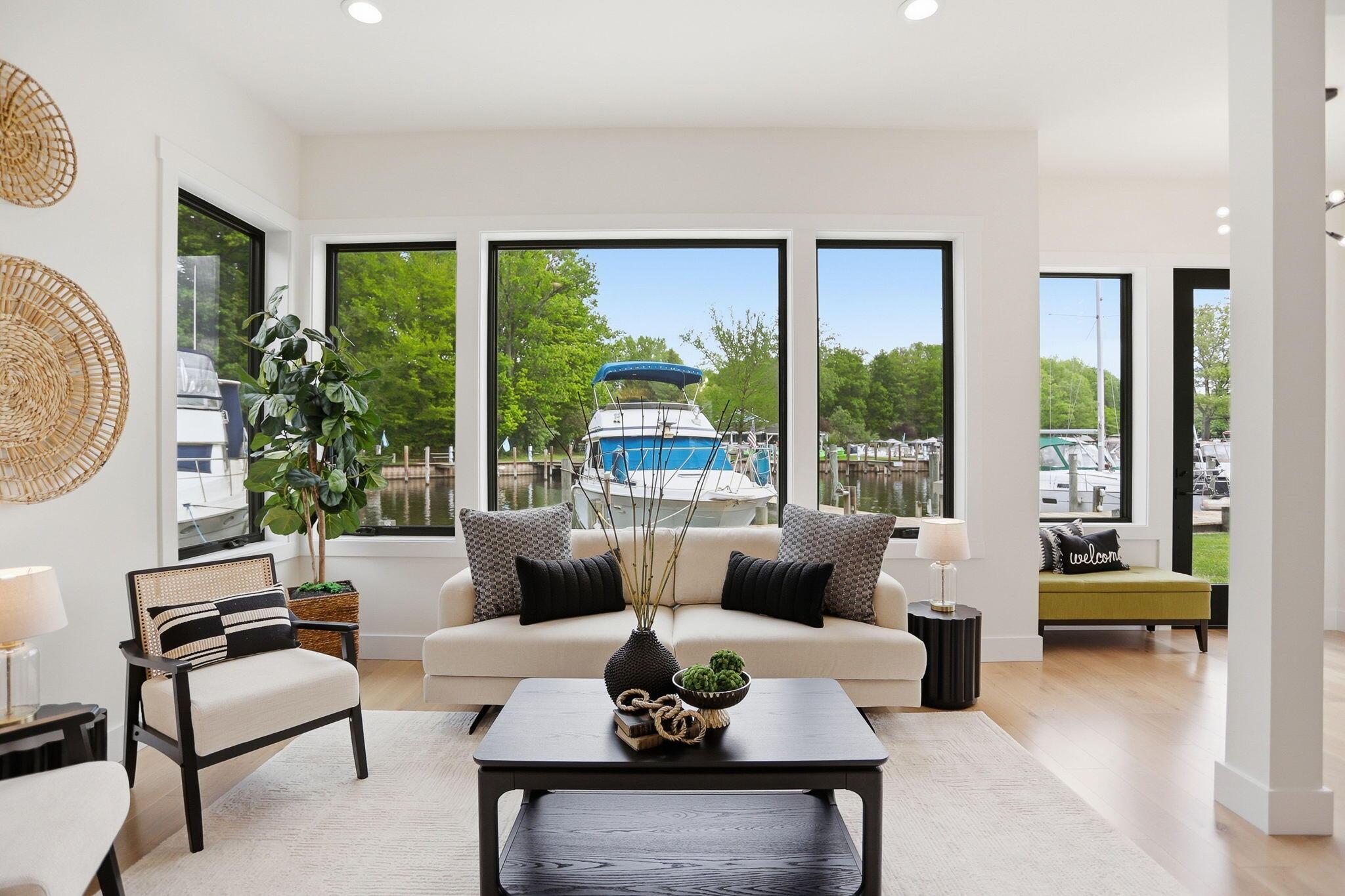 Image 1: Living Room
