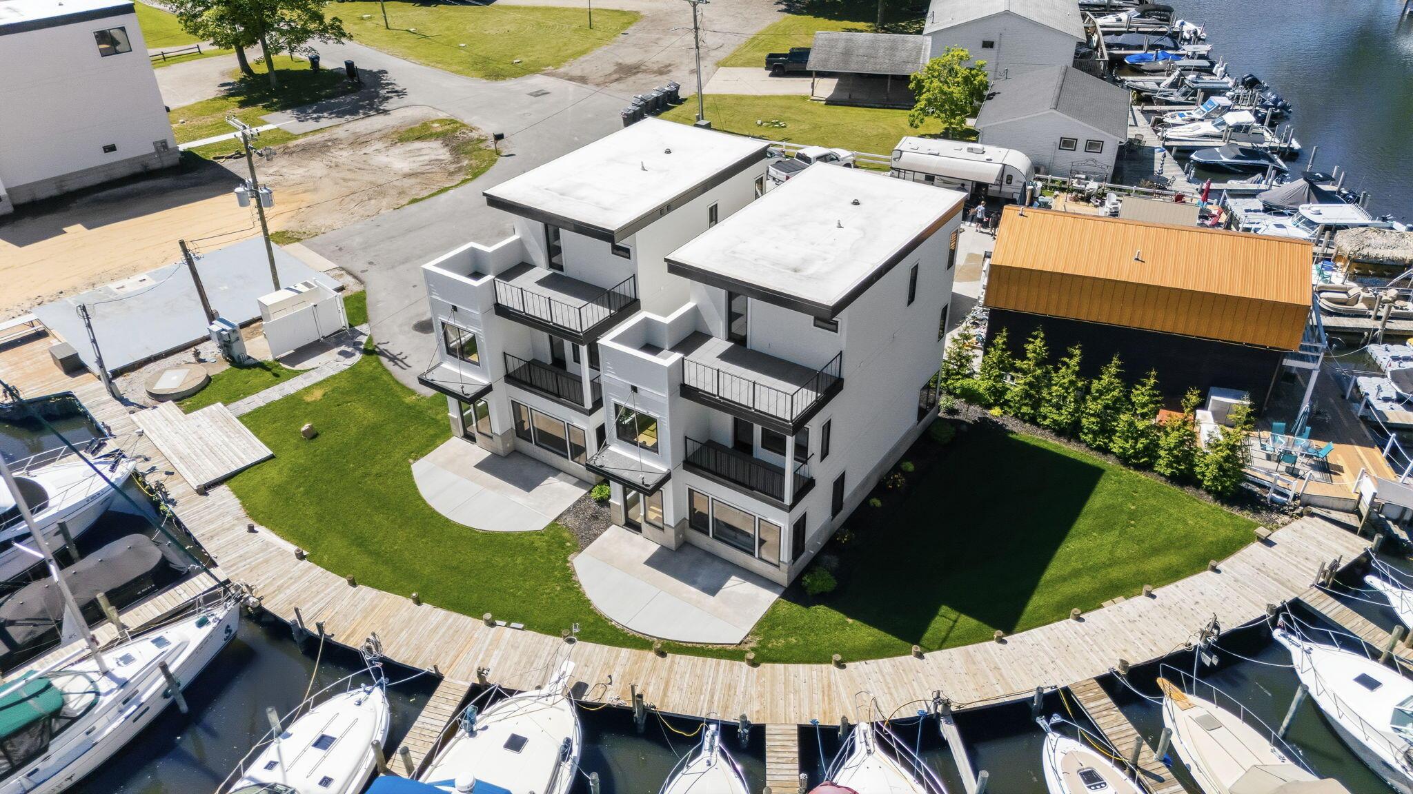 Image 3: Aerial Bailey Pointe