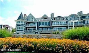 4 W Oselka Drive