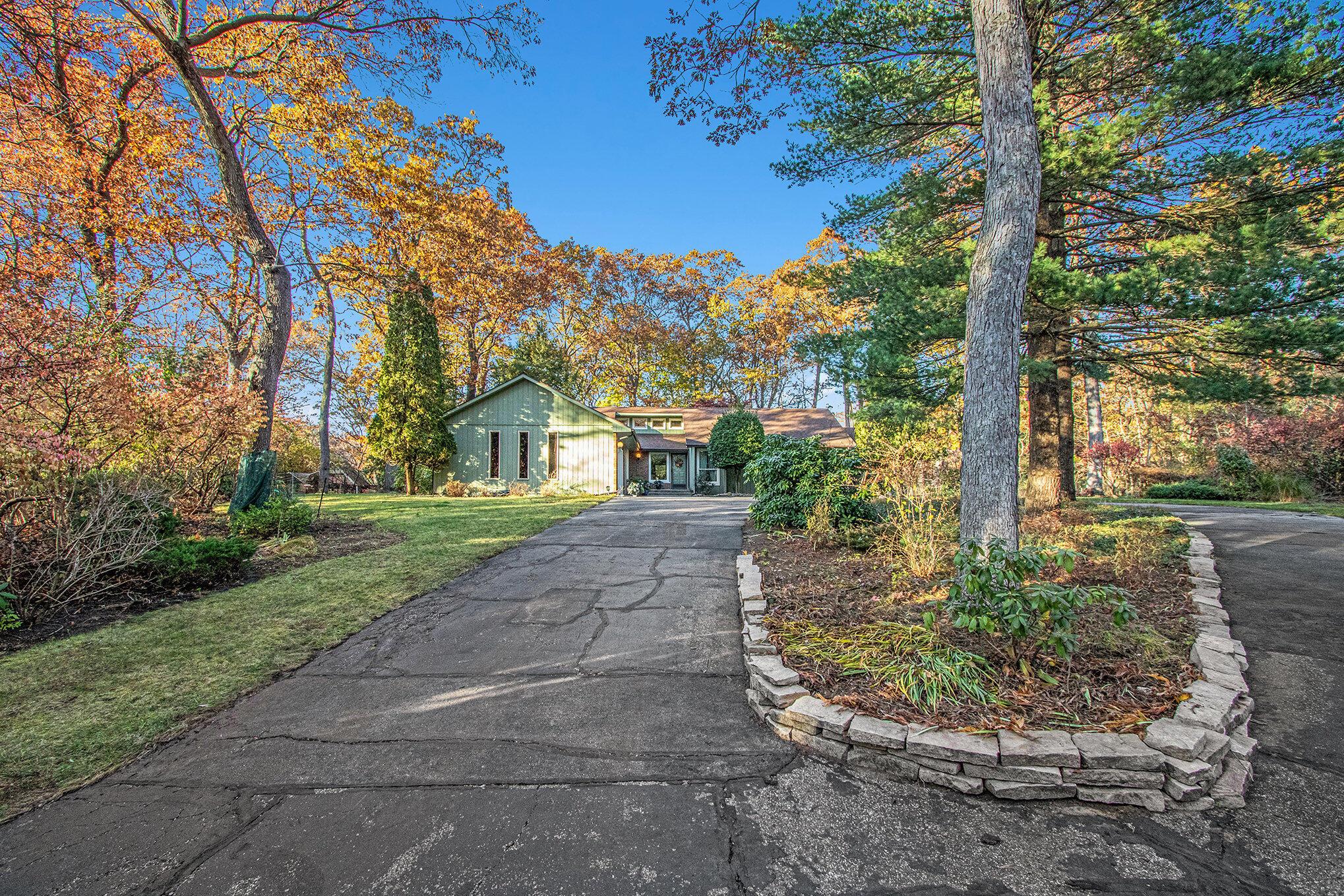 Image 3: 003_img_4427_375