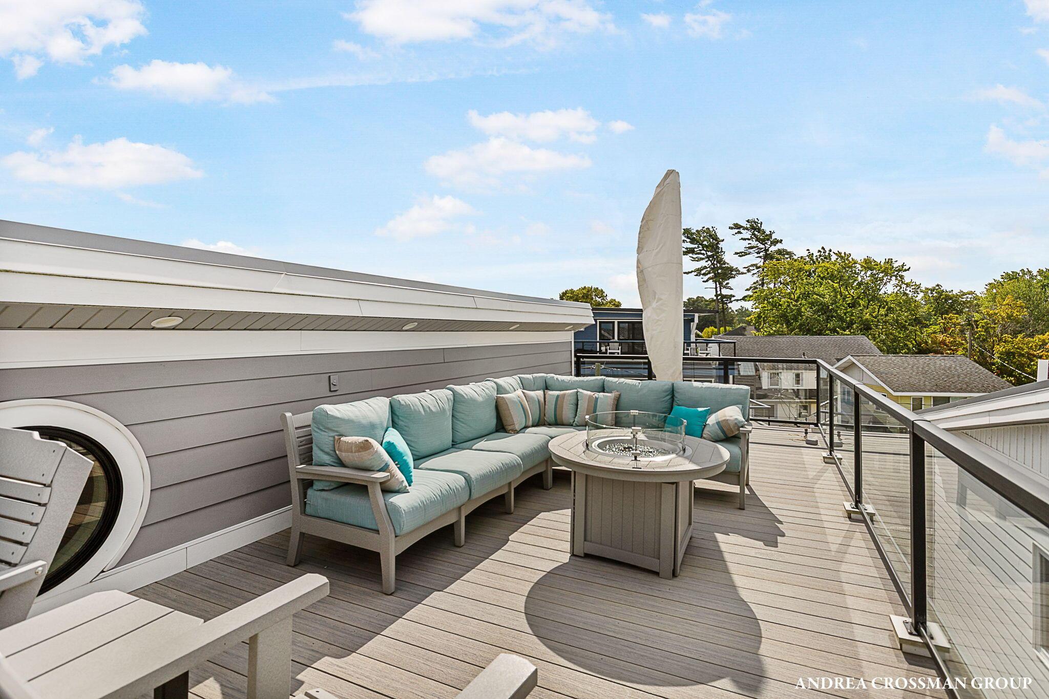 Image 4: 90-web-or-mls-78-esplanade-pl