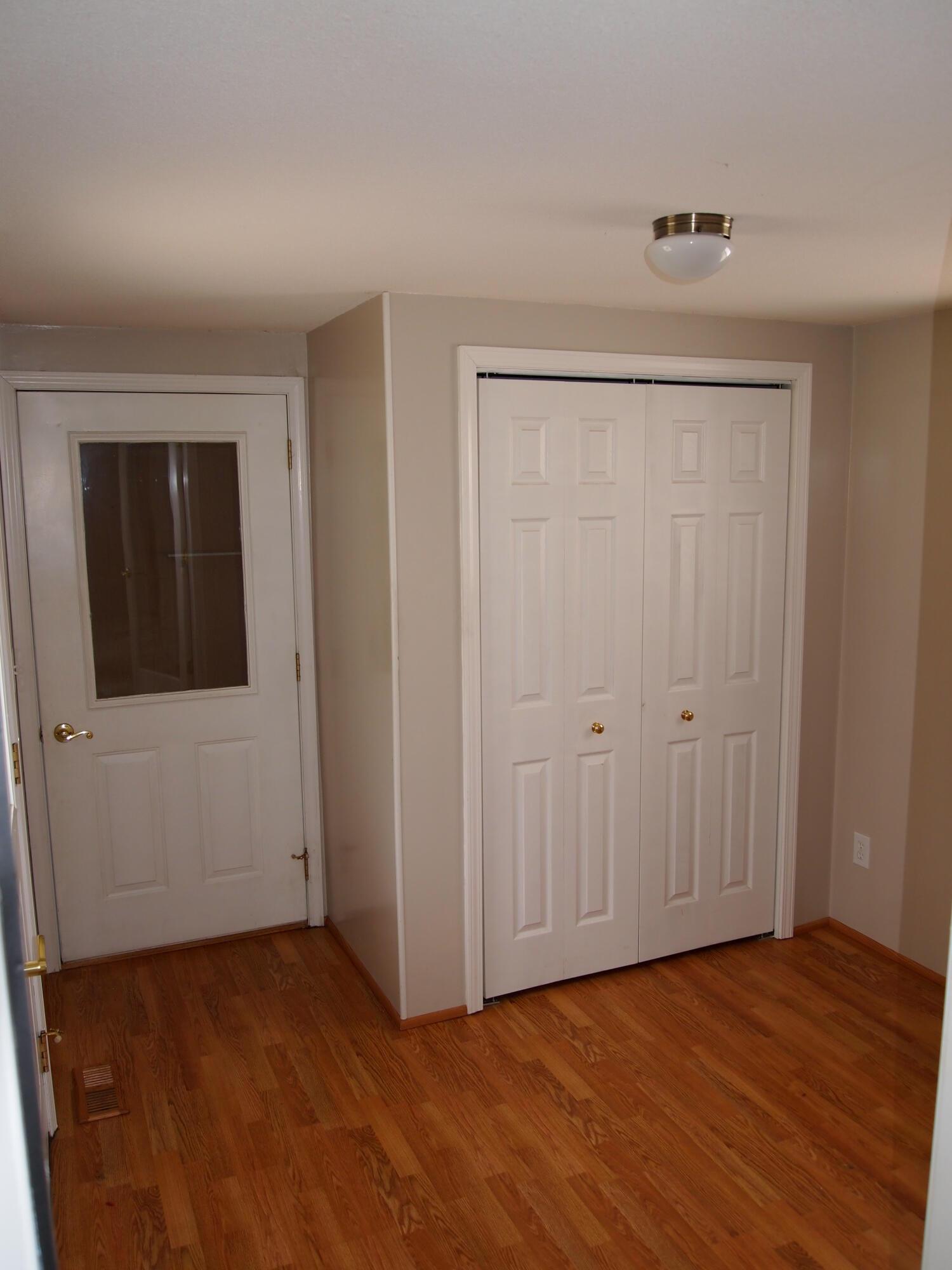 Image 3: Spruce Drive 2408 Hemlock (9)