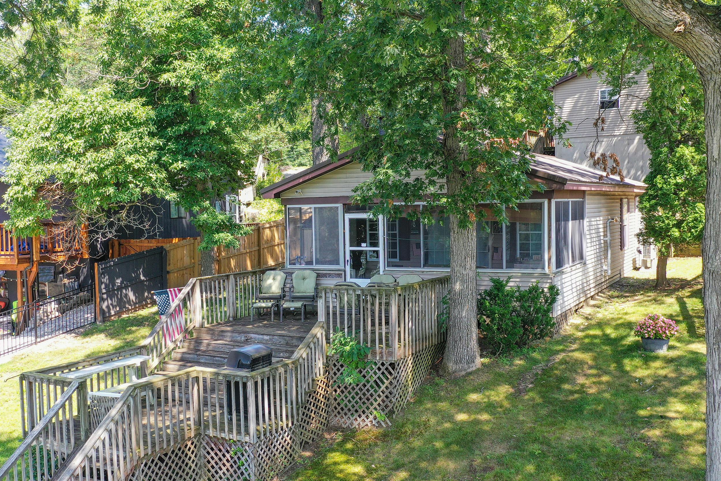 Image 3: 1755197994000