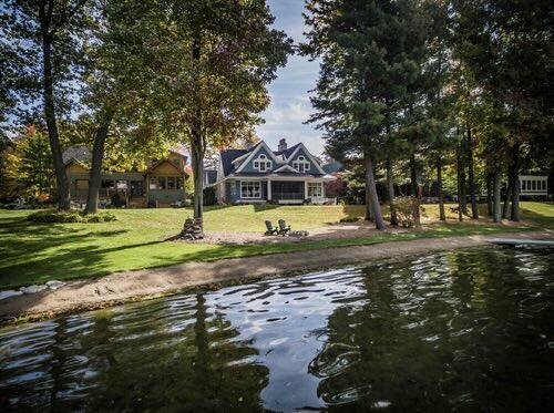 Image 1: LAKE FRONT HOME