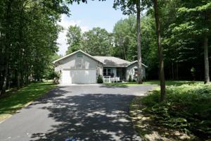 9430 Clubhouse W Drive