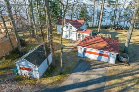 19975 Merritt Avenue