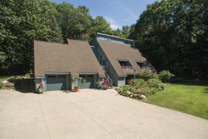 277 Sunset Bluff