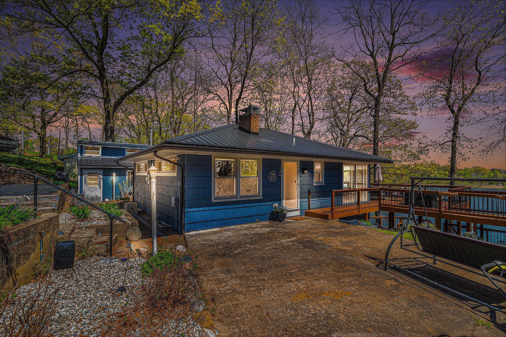 Image 4: 001_13872_fineview_bluff_dr_battle_creek