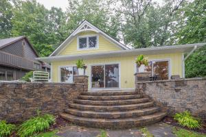 335 S Gull Lake Drive