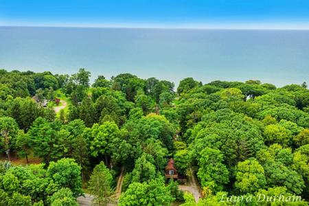 2376 Lakeshore
