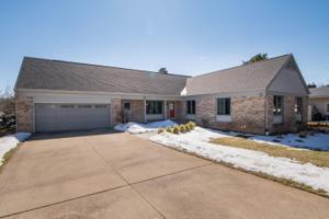425 Midlakes Boulevard