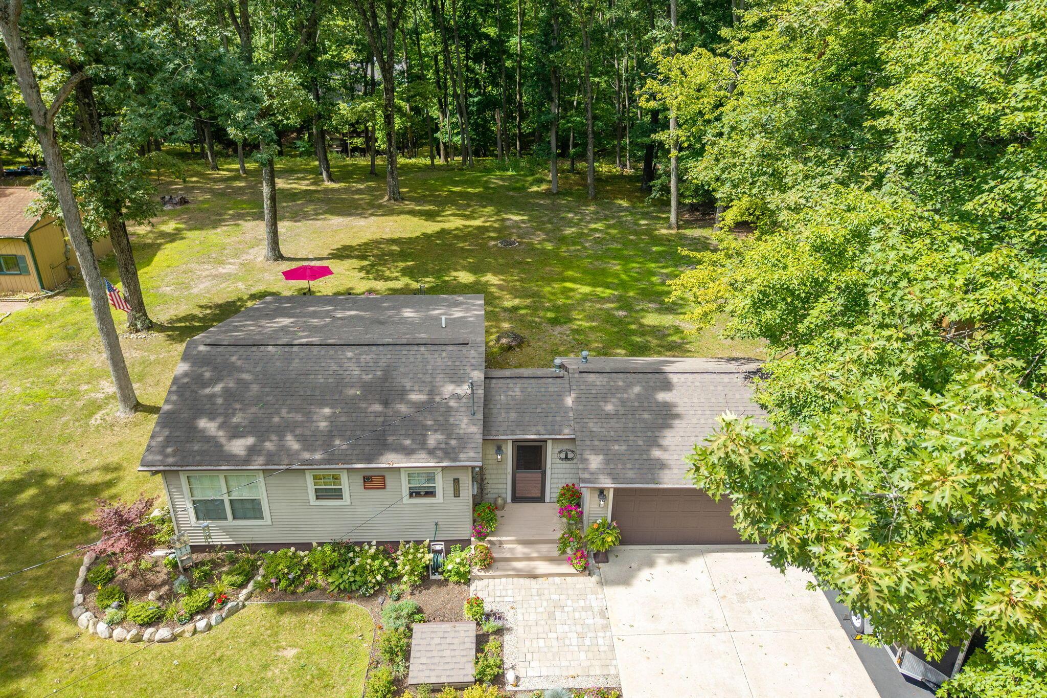 Image 4: 9-web-or-mls-DJI_20250827005457_0186_D