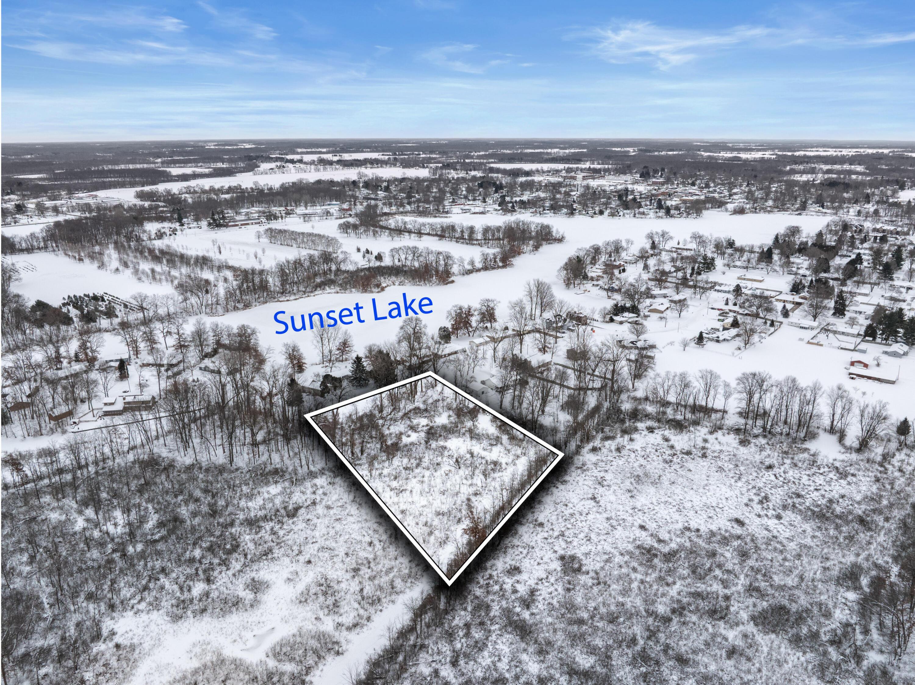 Image 4: Photo Edits_Sunset Lake_LFraze_Photo 11