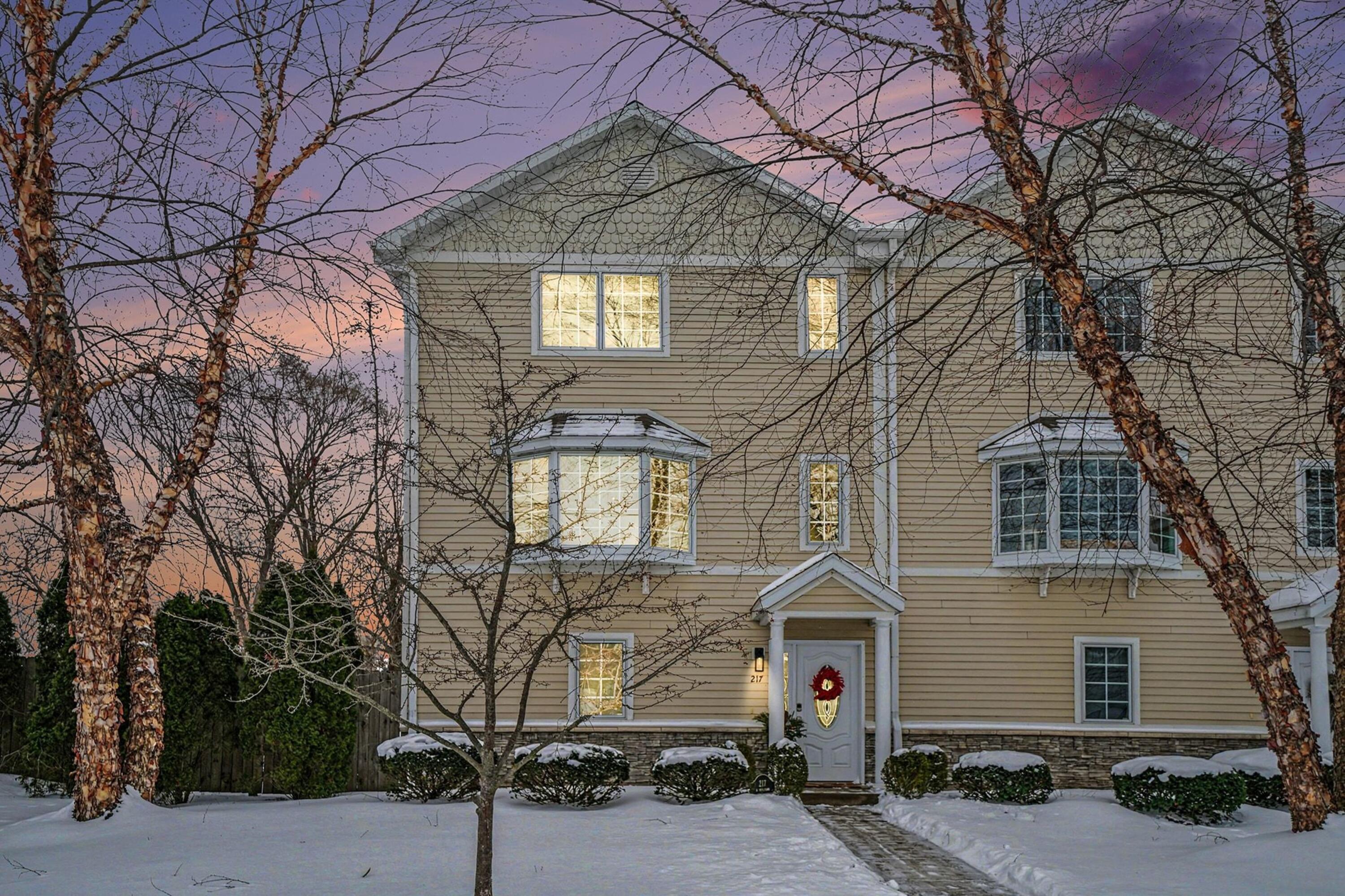 Image 1: 001_dsc08160.jpg-twilight_447