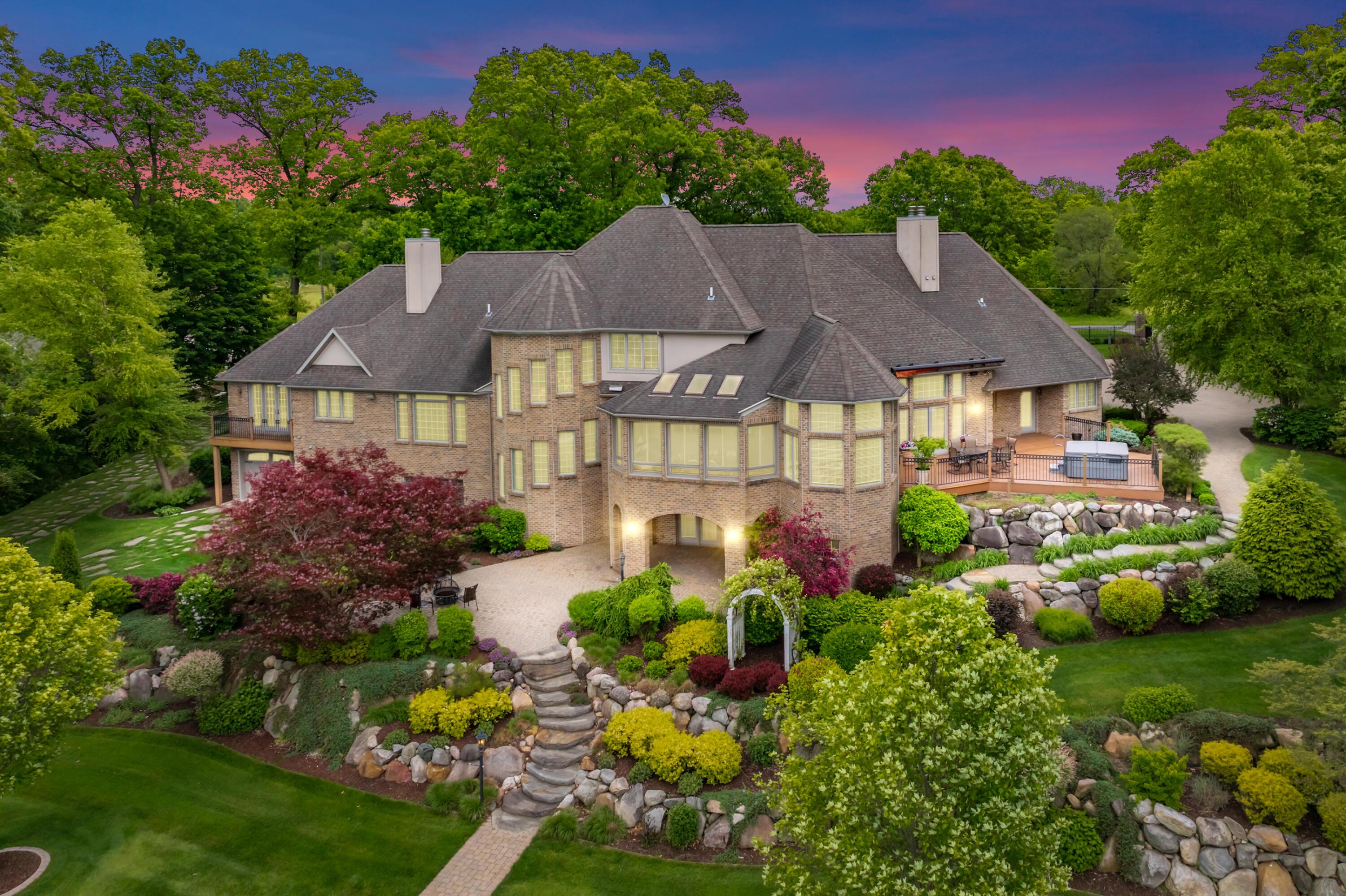 Image 1: M60 19890 Three Rivers 49093-1