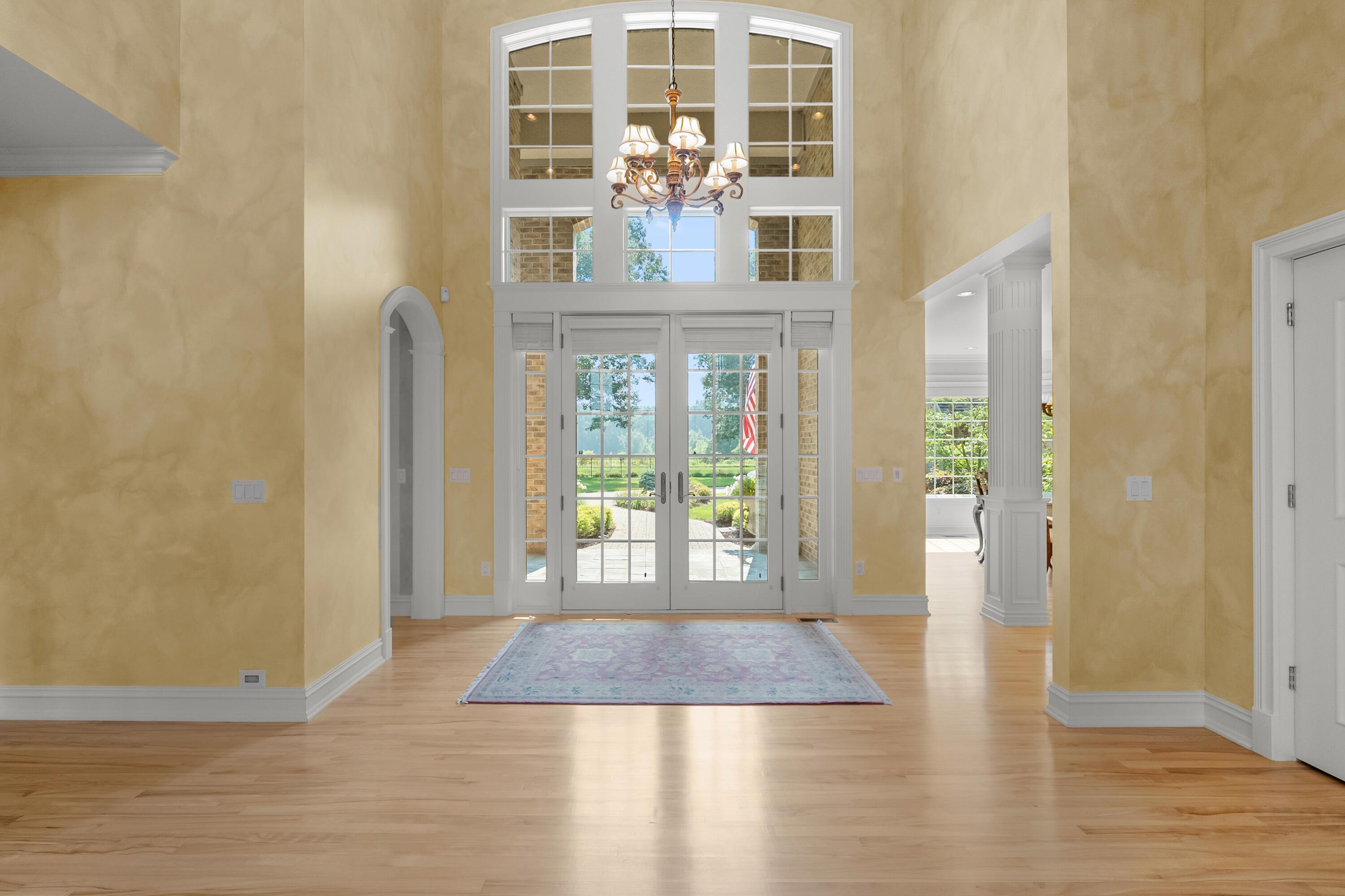 Image 3: M60 19890 Three Rivers 49093 - Reshoot-2