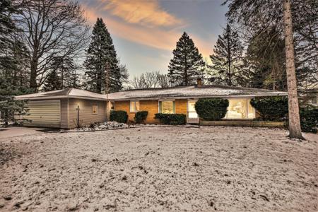 1309 Monroe