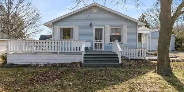 730 N West Drive