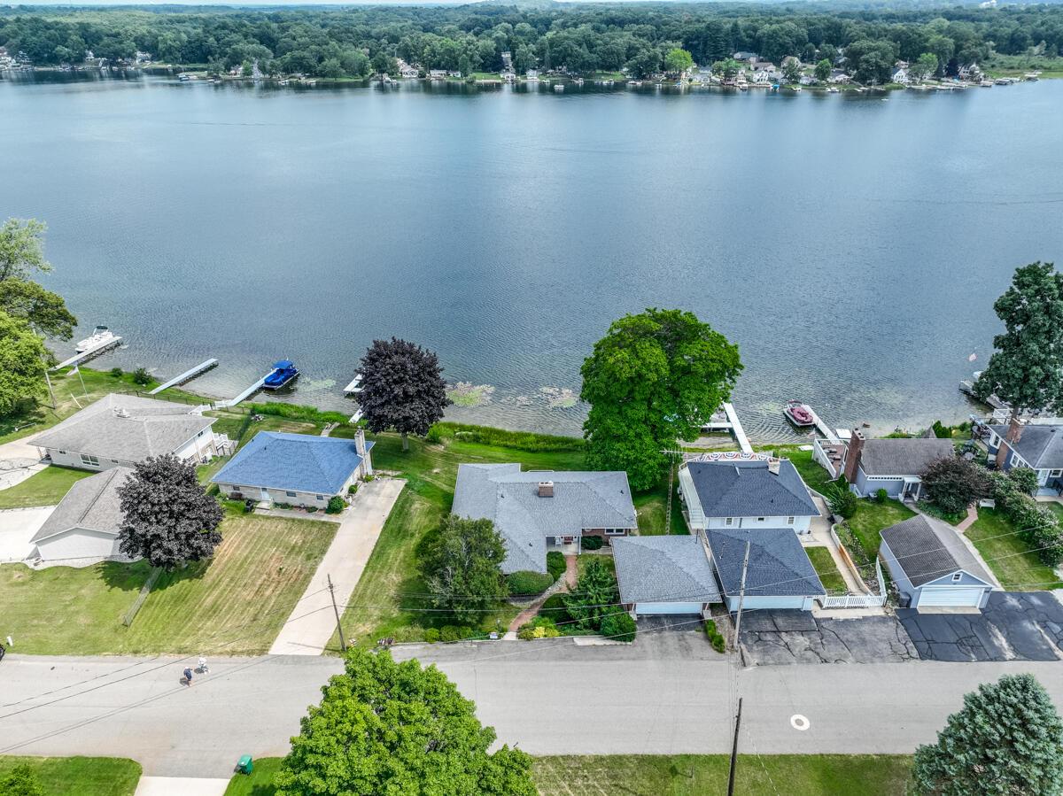 Image 3: 039-MLS