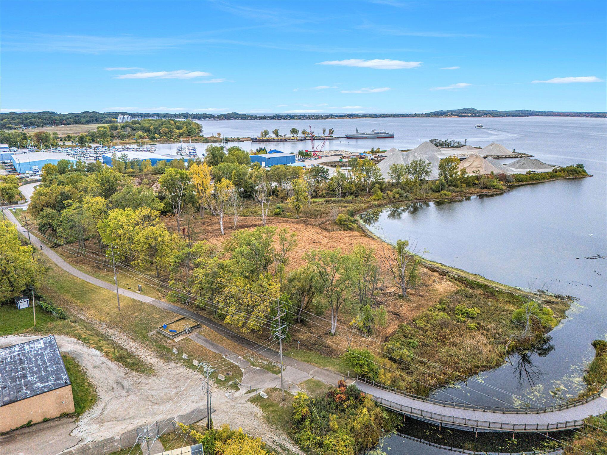 Image 2: 011_file_220