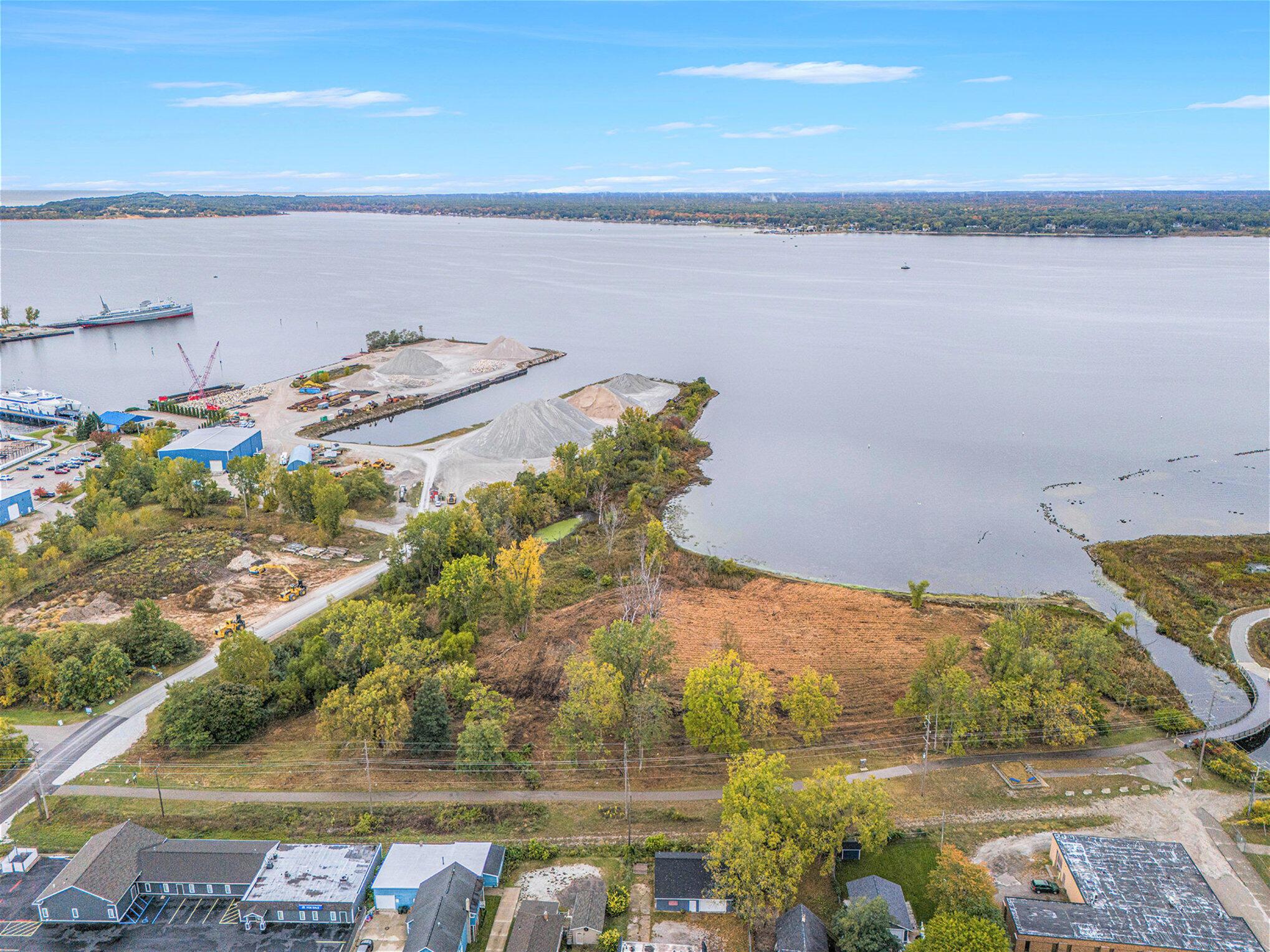 Image 4: 002_file_624