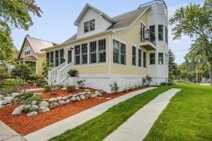 102 Howard Avenue