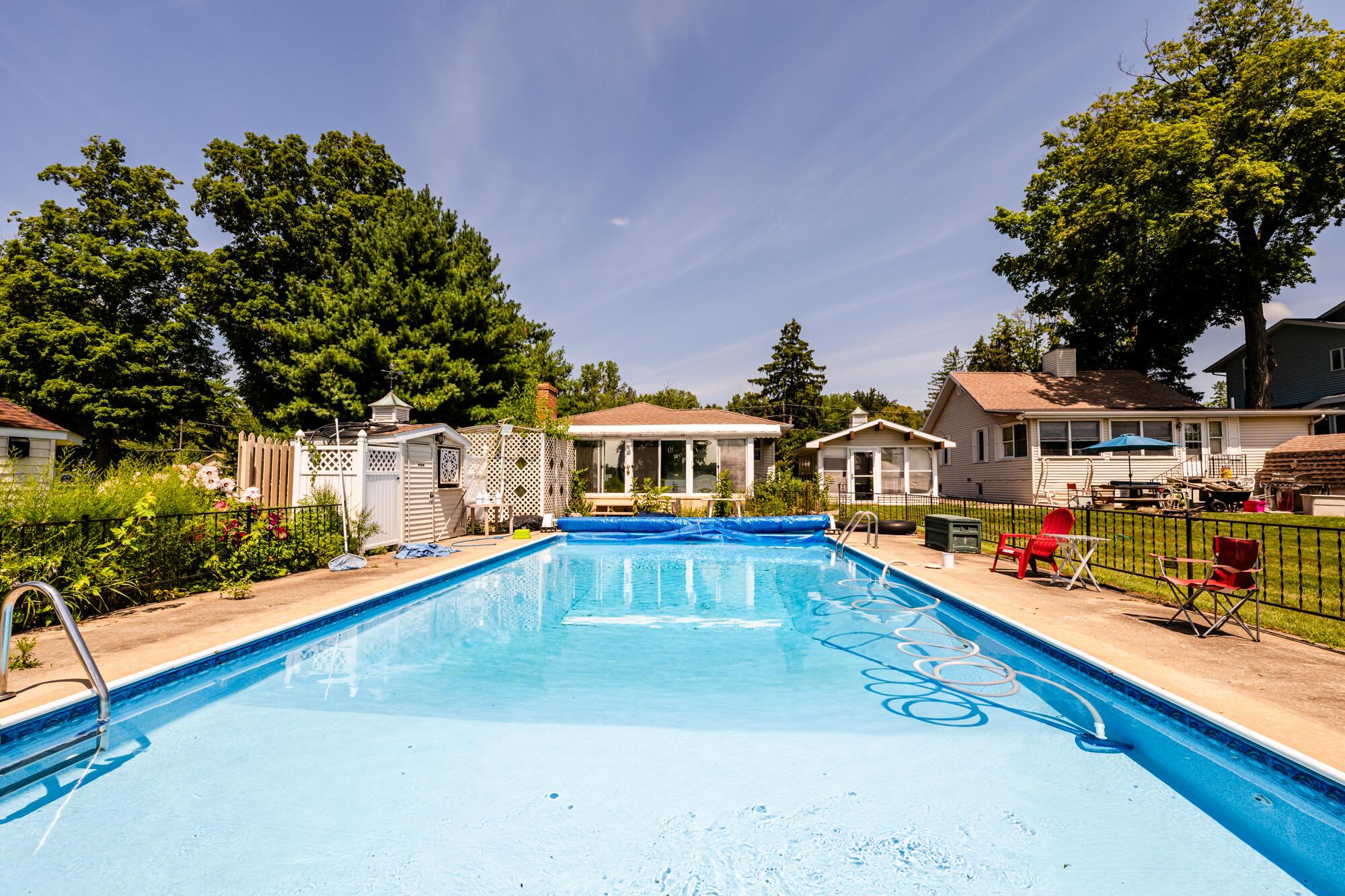 5587 Paw Paw Lake, Coloma, MI lhrmls01749692