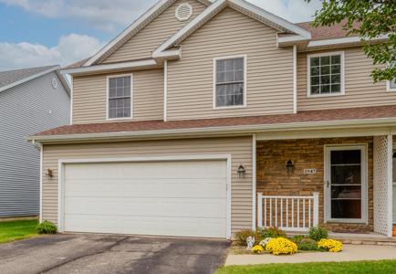 2547 Holiday House
