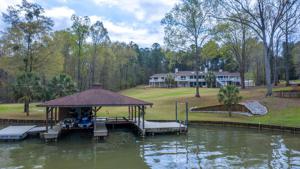 1061 Jamesway Drive