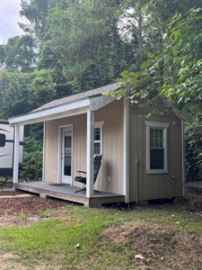370B Log Cabin Road