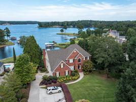229 Lakecrest Drive