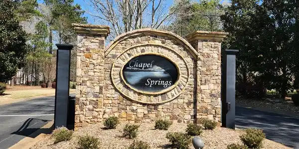112 Chapel Springs Dr.