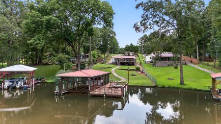 152 Possum Point