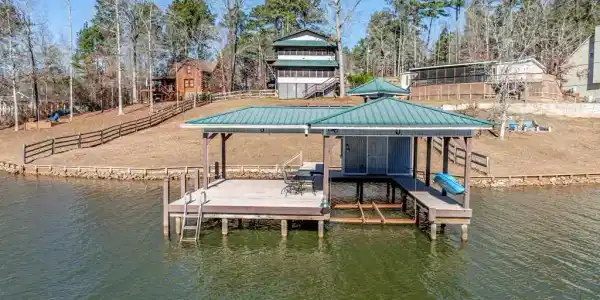219 Hickory Pass