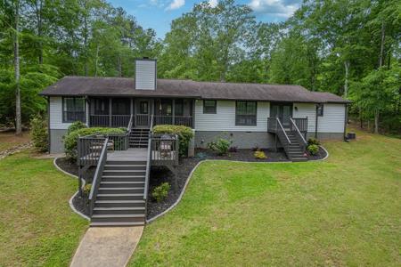 121 Lake Forest Dr