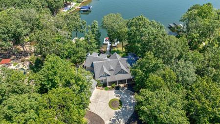 106 Island Ct