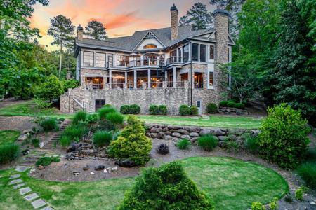 1611 Pine Grove Rd.