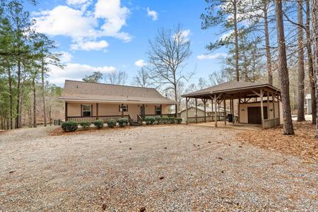 104 Lands Drive