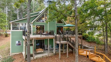 190 Hickory Point Drive