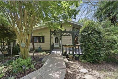 240 Quesenberry Drive