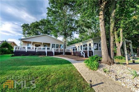 120 Thunder Rd.