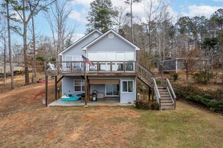 56 Sunglow Ct.