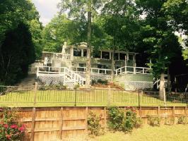 130 Oak Lane