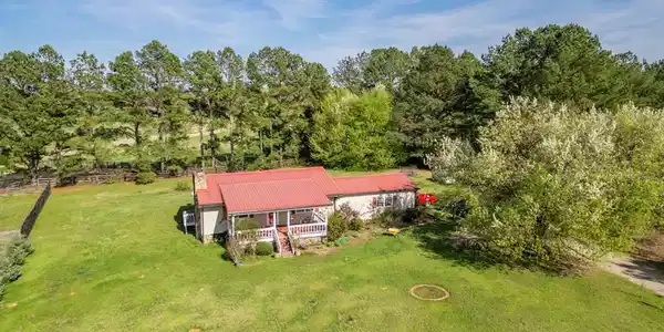 1020 Twin Rivers Rd