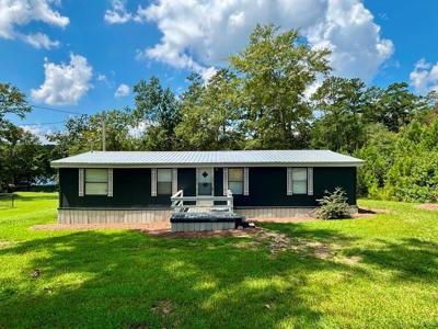 672 Foxglove Drive