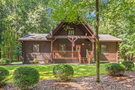 102 Lakeside Drive