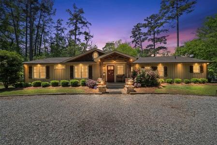 315 Hill Valley Rd