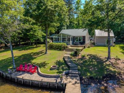 32 Dandelion Cove