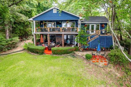110 Birch Cove